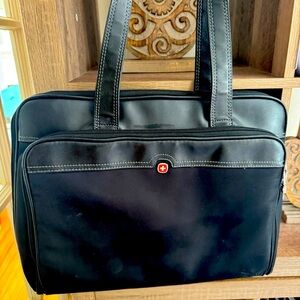 Black Wenger Lap Top Bag. Like New